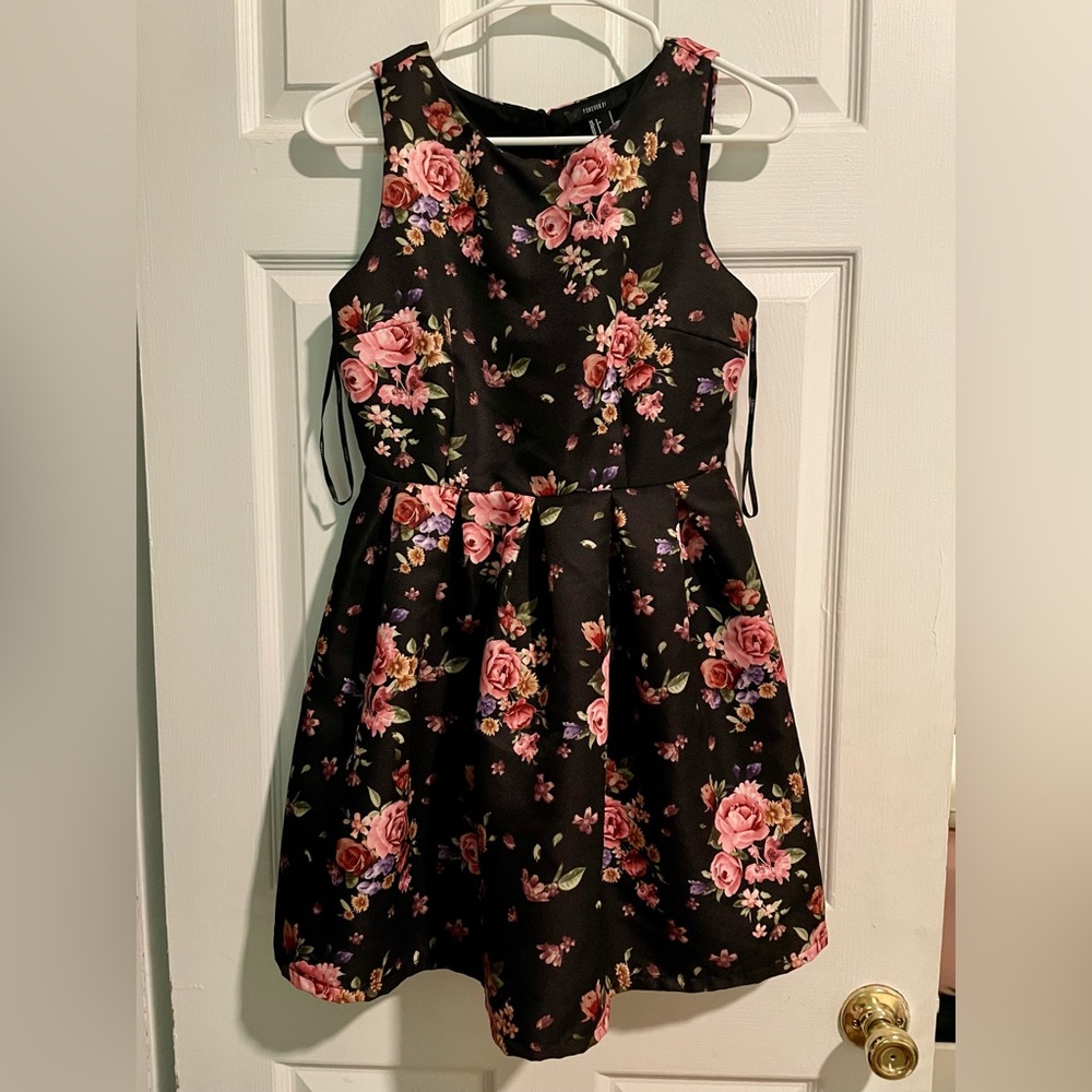 Floral Print Formal Skater Dress - Picture 10 of 10